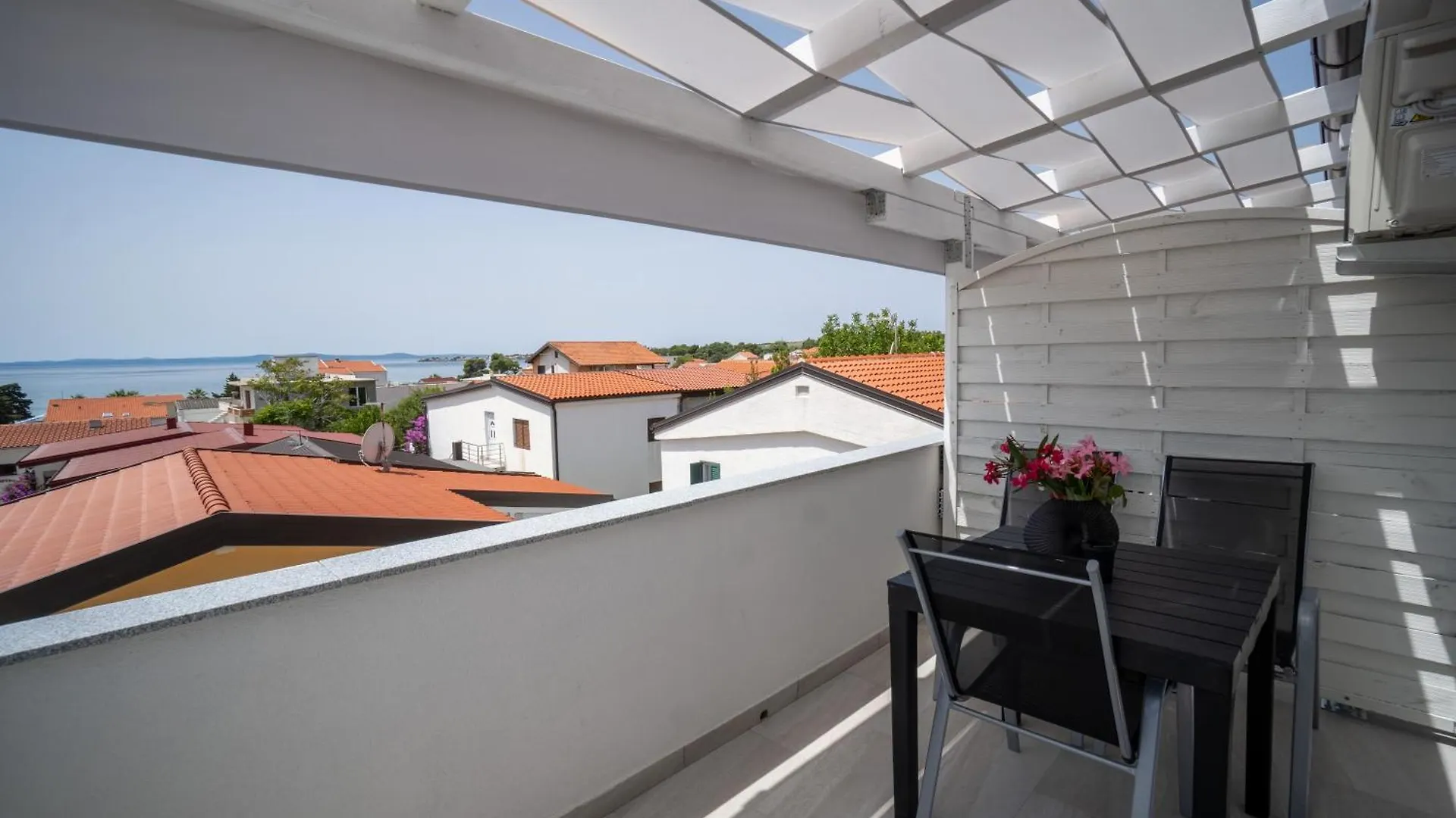 Apartments Najam Skundric Vir