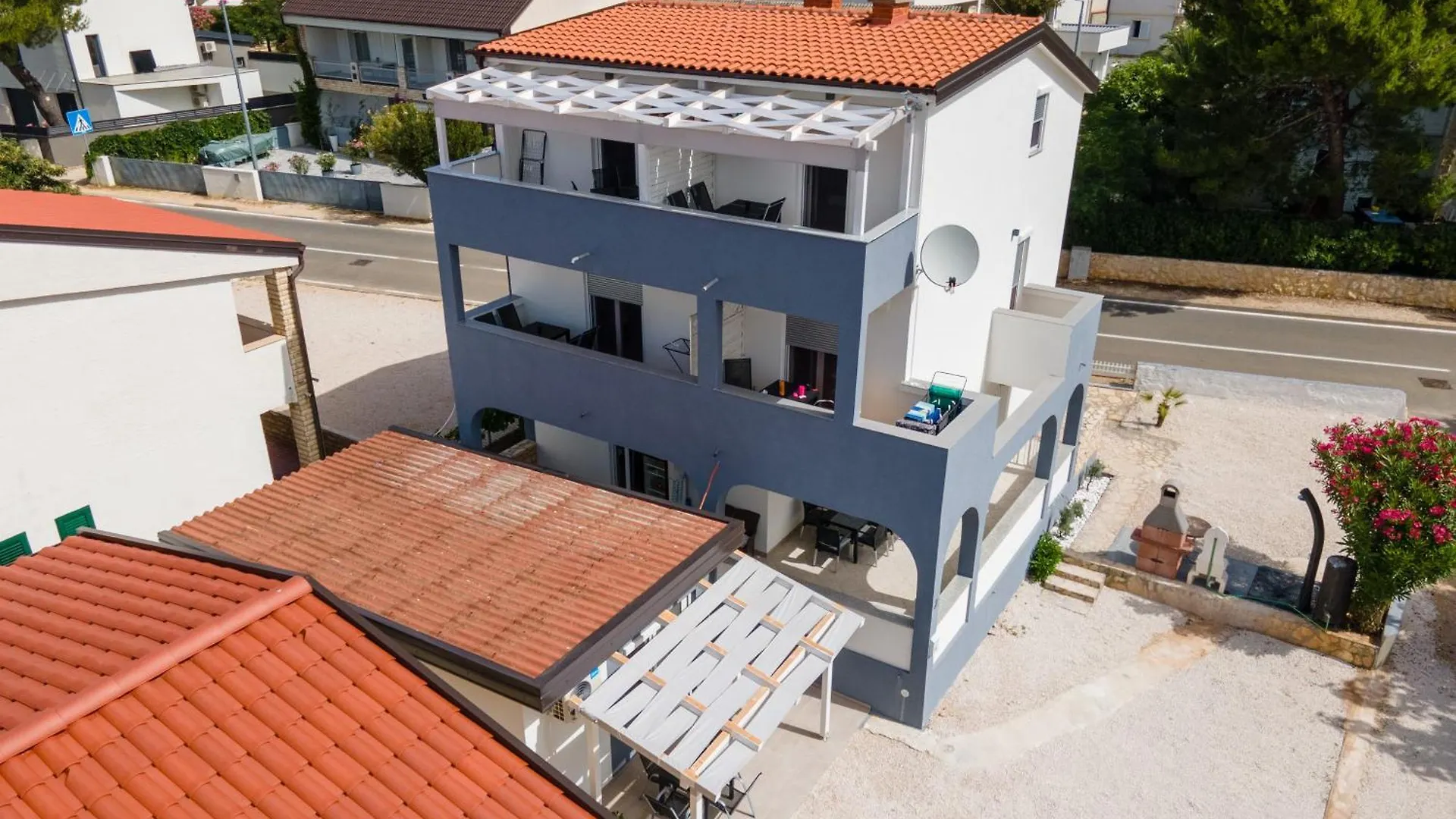 Apartments Najam Skundric Vir