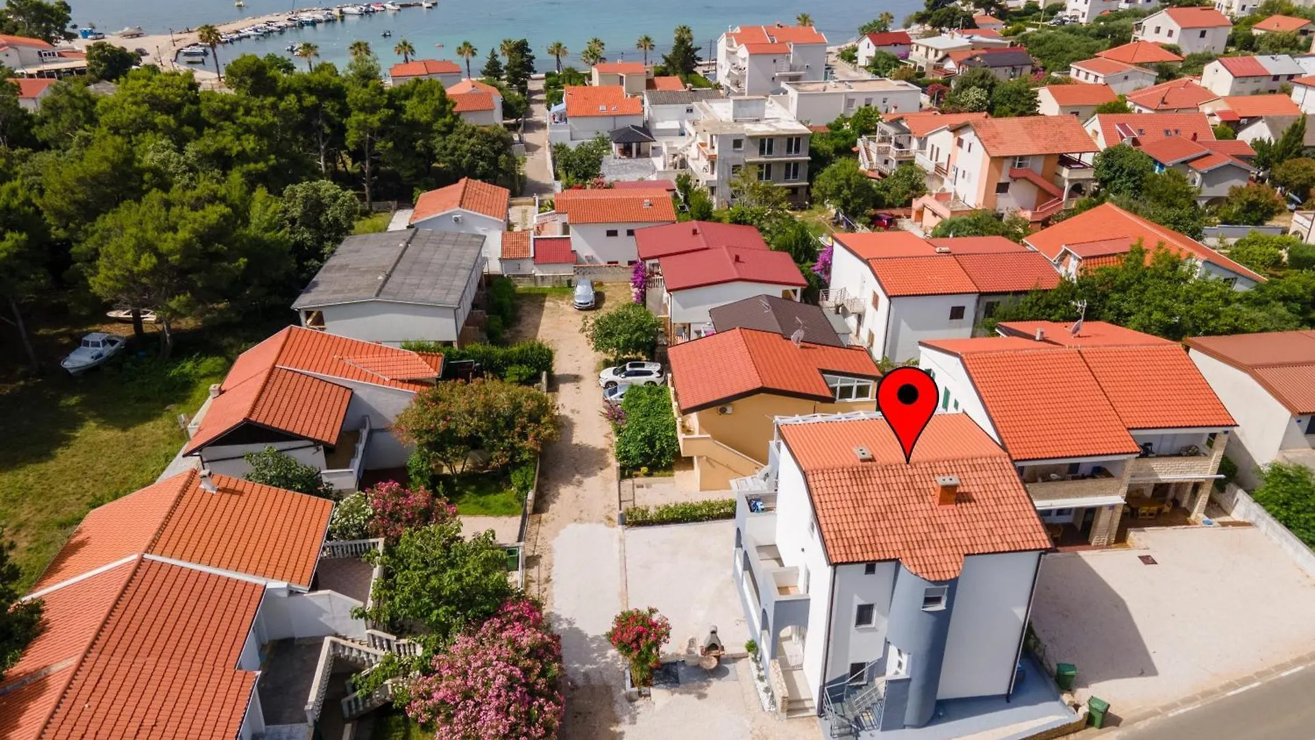 Apartments Najam Skundric location